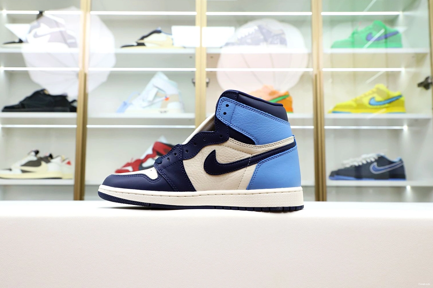 OG JORDAN 1 AIR HIGH 'OBSIDIAN' RETRO 0915